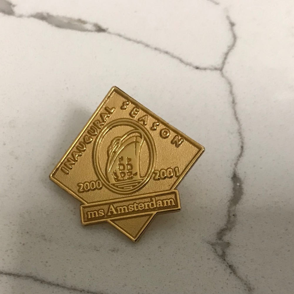 Holland America MS Amsterdam Ship  Inaugural Season 2000 -2001 Lapel / Hat Pin